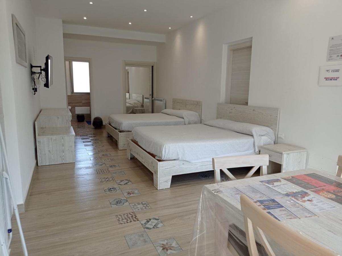 Sicily Rooms Appartamenti Каріні Екстер'єр фото