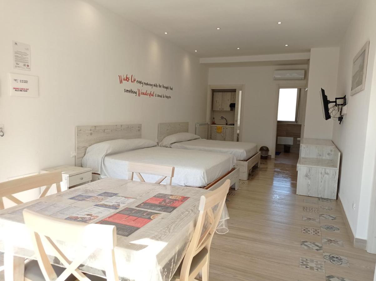 Sicily Rooms Appartamenti Каріні Екстер'єр фото