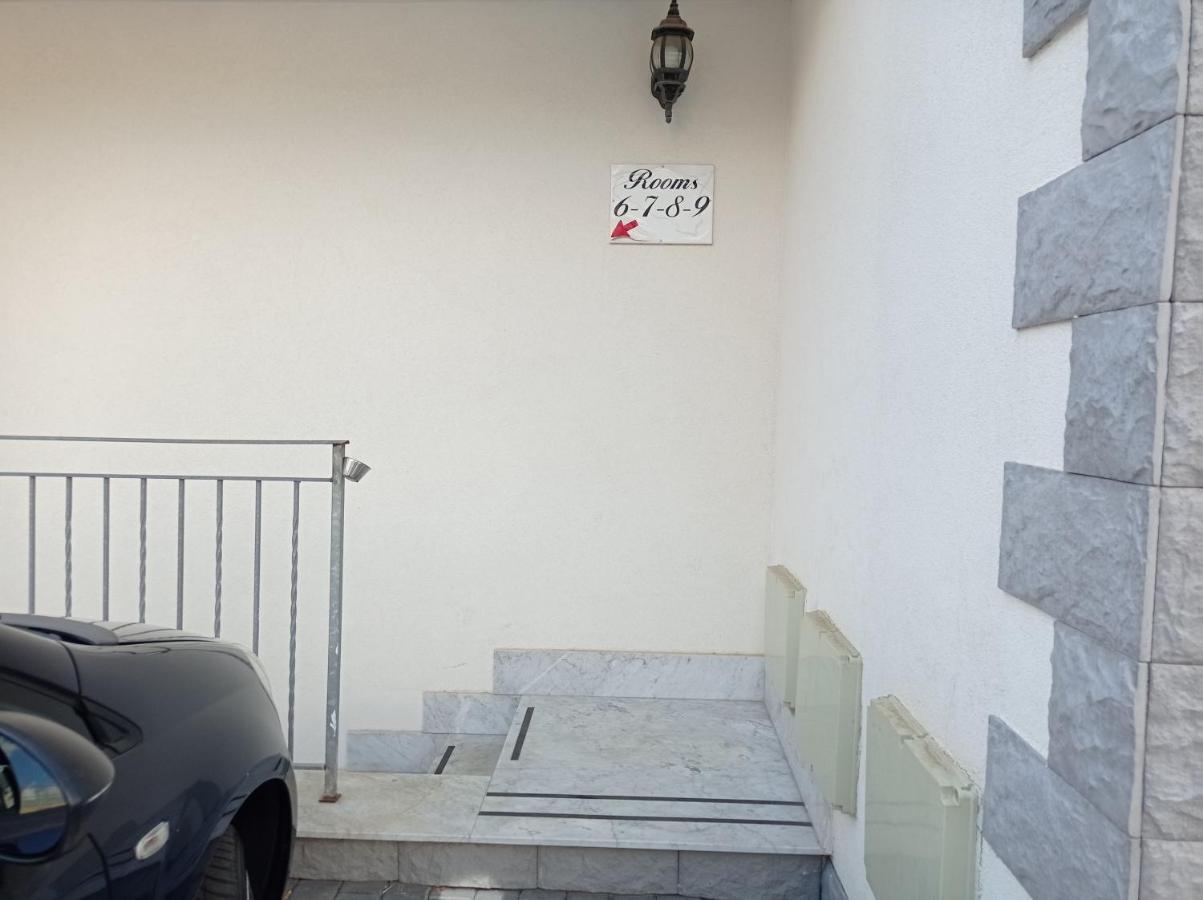 Sicily Rooms Appartamenti Каріні Екстер'єр фото