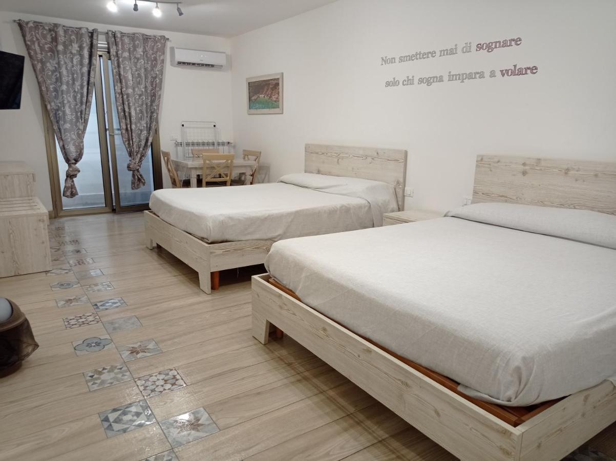 Sicily Rooms Appartamenti Каріні Екстер'єр фото