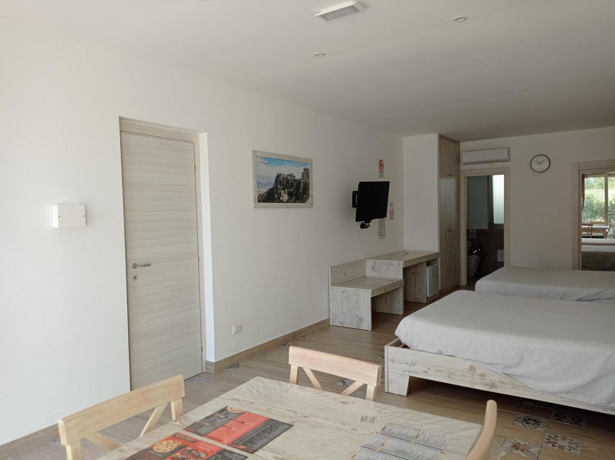 Sicily Rooms Appartamenti Каріні Номер фото