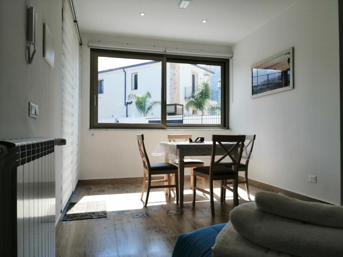 Sicily Rooms Appartamenti Каріні Екстер'єр фото